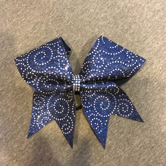 Cheer Bow - Picture 1 of 1